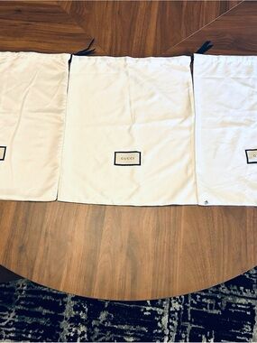 Gucci White Drawstring Dust Bags set of 3 ( 17” x11”)